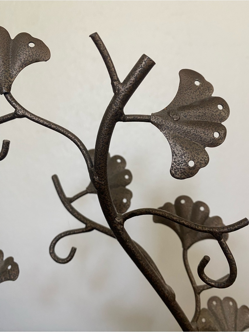 Bronze Cast Iron Ginkgo Leaf Jewelry Tree  Organizer with Bird Nest Trinket Dish - Picture 5 of 7